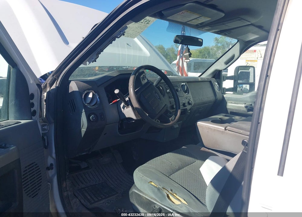 2015 FORD F-350 XLT VIN: 1FT8W3BTXFEB57542