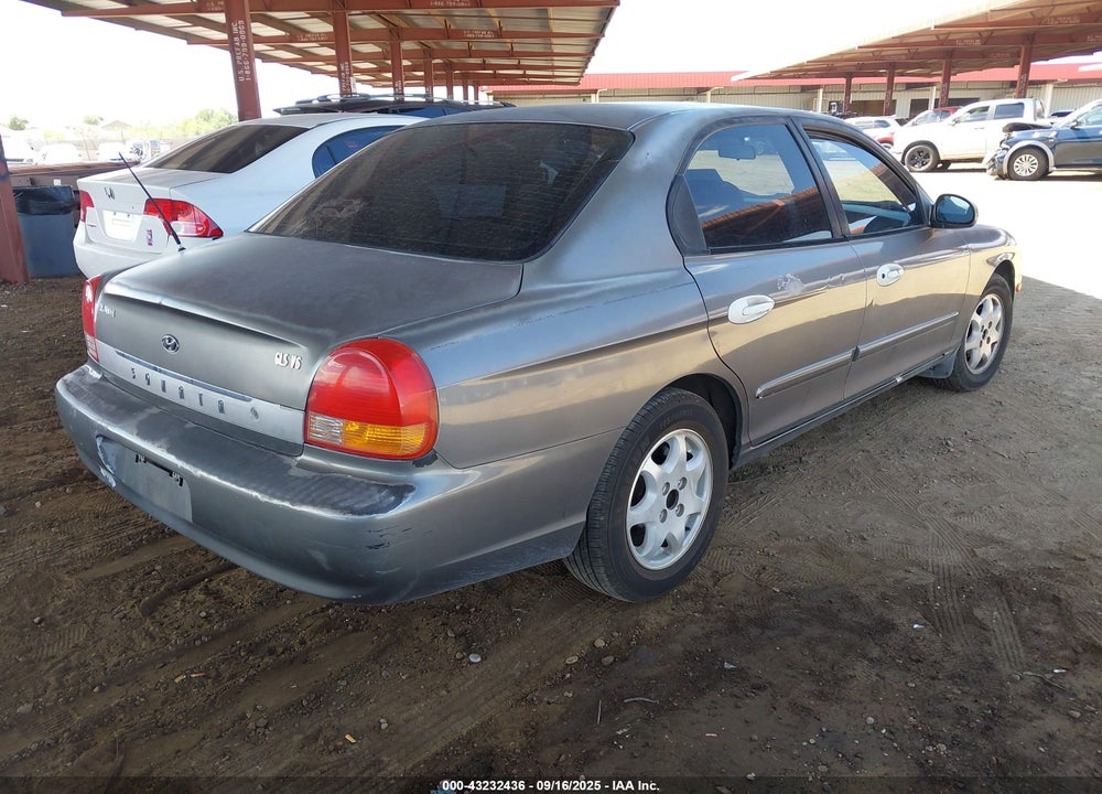 2001 HYUNDAI SONATA GLS/GLS W/LEATHER VIN: KMHWF35V61A448488