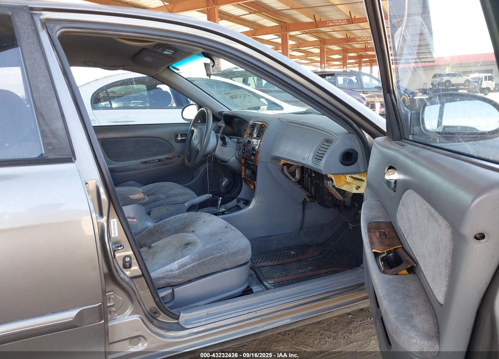 2001 HYUNDAI SONATA GLS/GLS W/LEATHER VIN: KMHWF35V61A448488