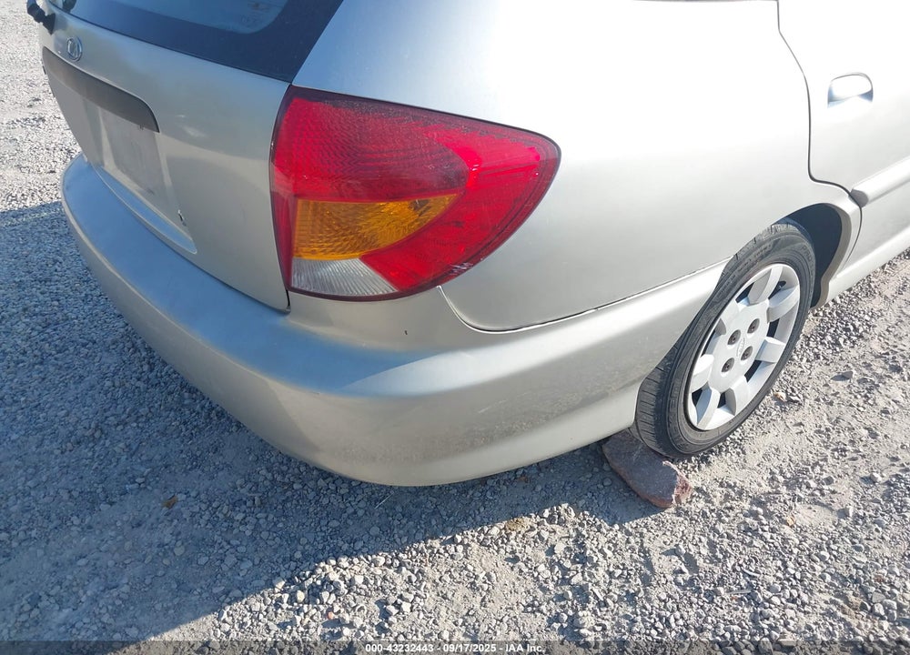 2002 KIA RIO CINCO VIN: KNADC163X26079660