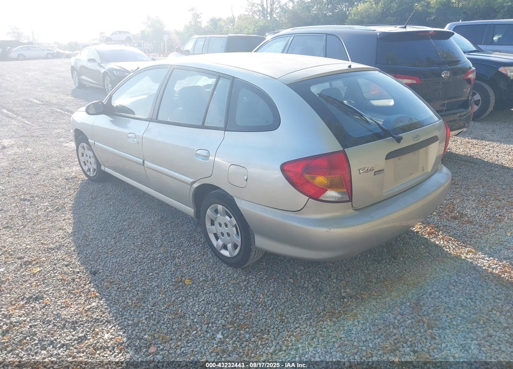 2002 KIA RIO CINCO VIN: KNADC163X26079660