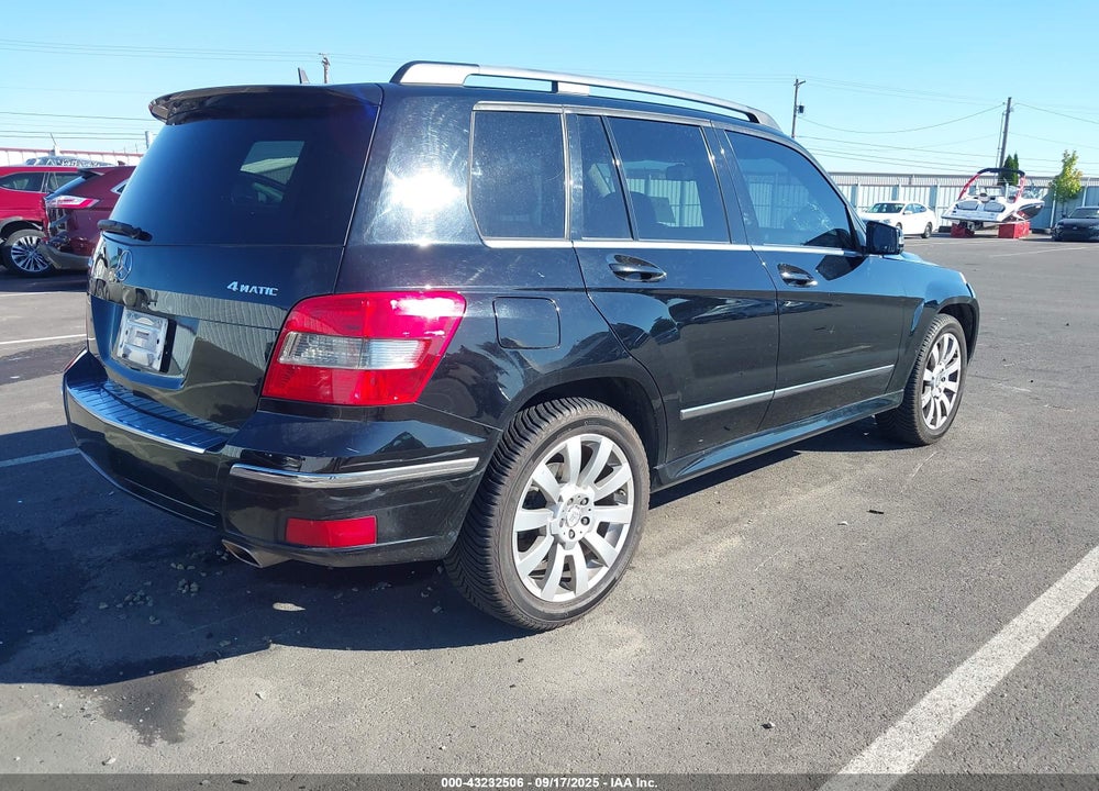 2011 MERCEDES-BENZ GLK 350 4MATIC VIN: WDCGG8HB5BF598305