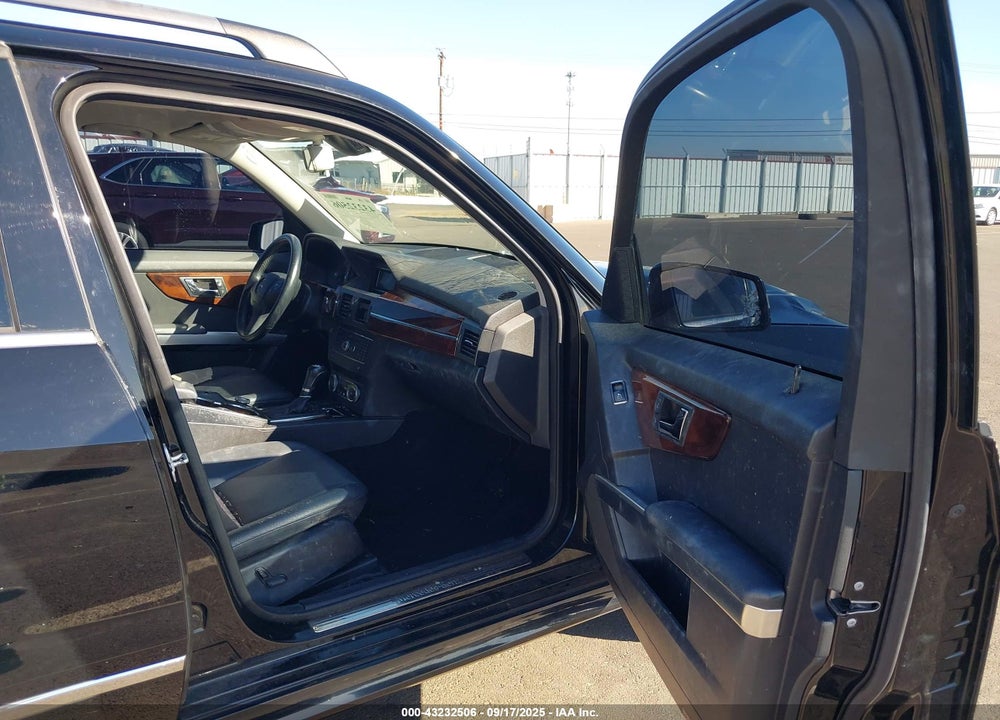 2011 MERCEDES-BENZ GLK 350 4MATIC VIN: WDCGG8HB5BF598305