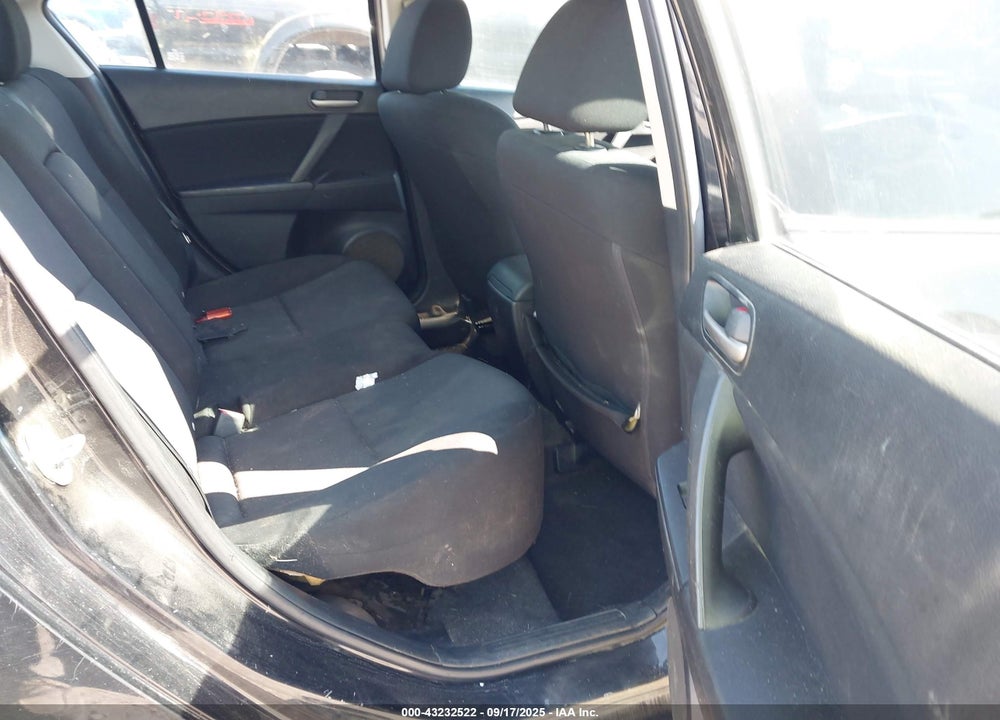 2010 MAZDA 3 VIN: JM1BL1SF7A1262858