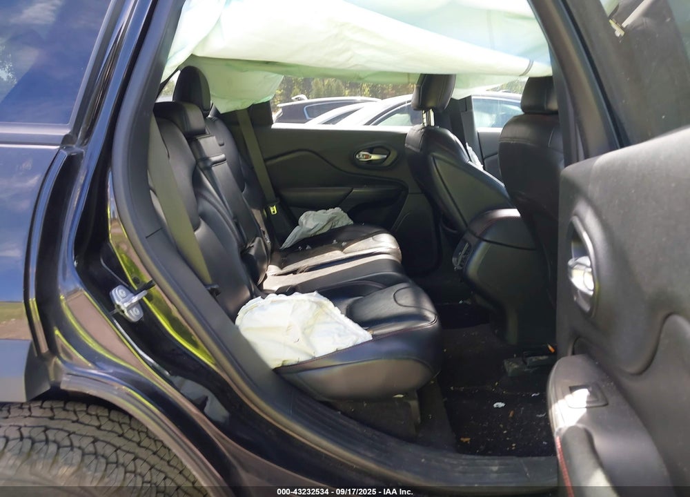 2016 JEEP CHEROKEE TRAILHAWK VIN: 1C4PJMBB0GW359311