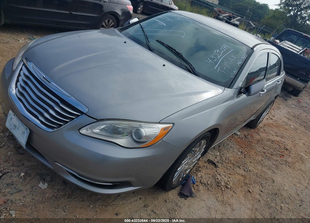 2014 CHRYSLER 200 VIN: 1C3CCBAB7EN140741