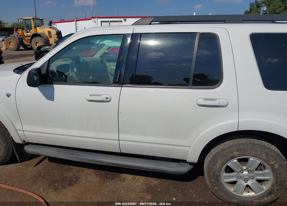 2008 FORD EXPLORER XLT VIN: 1FMEU63838UB21720