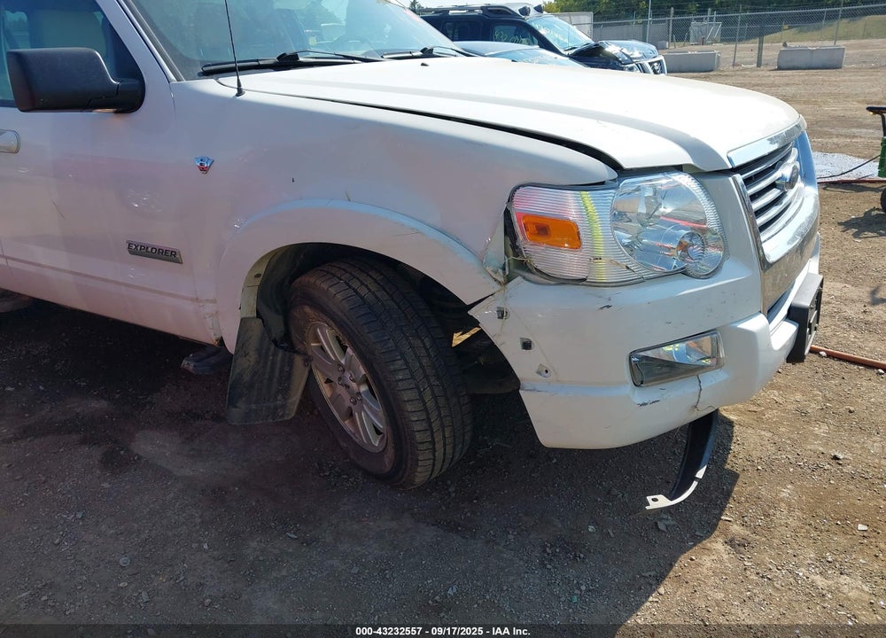 2008 FORD EXPLORER XLT VIN: 1FMEU63838UB21720
