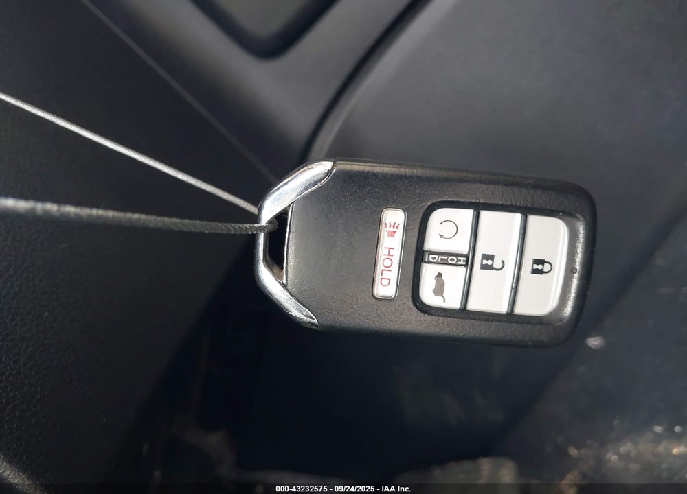 2018 HONDA CR-V VIN: 2HKRW2H8XJH672874