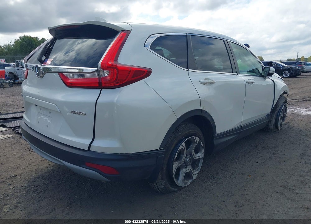 2018 HONDA CR-V VIN: 2HKRW2H8XJH672874
