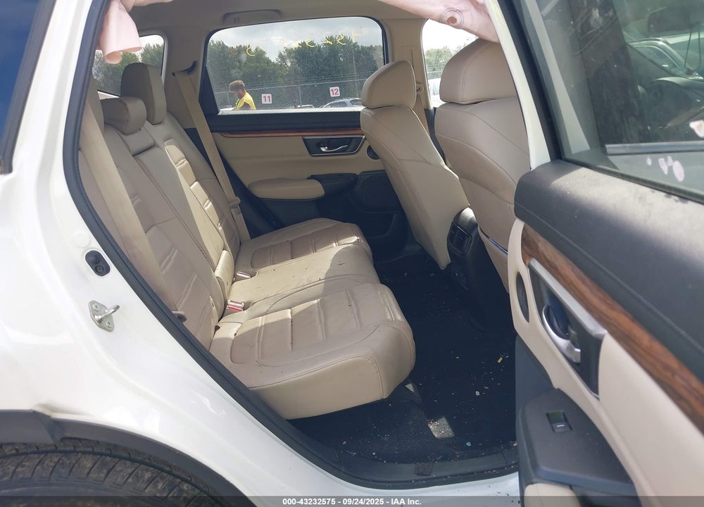 2018 HONDA CR-V VIN: 2HKRW2H8XJH672874