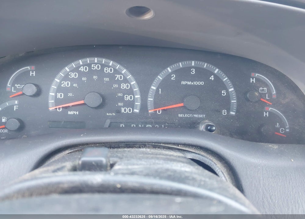 2002 FORD F-150 LARIAT/XL/XLT VIN: 2FTRX08W02CA76731