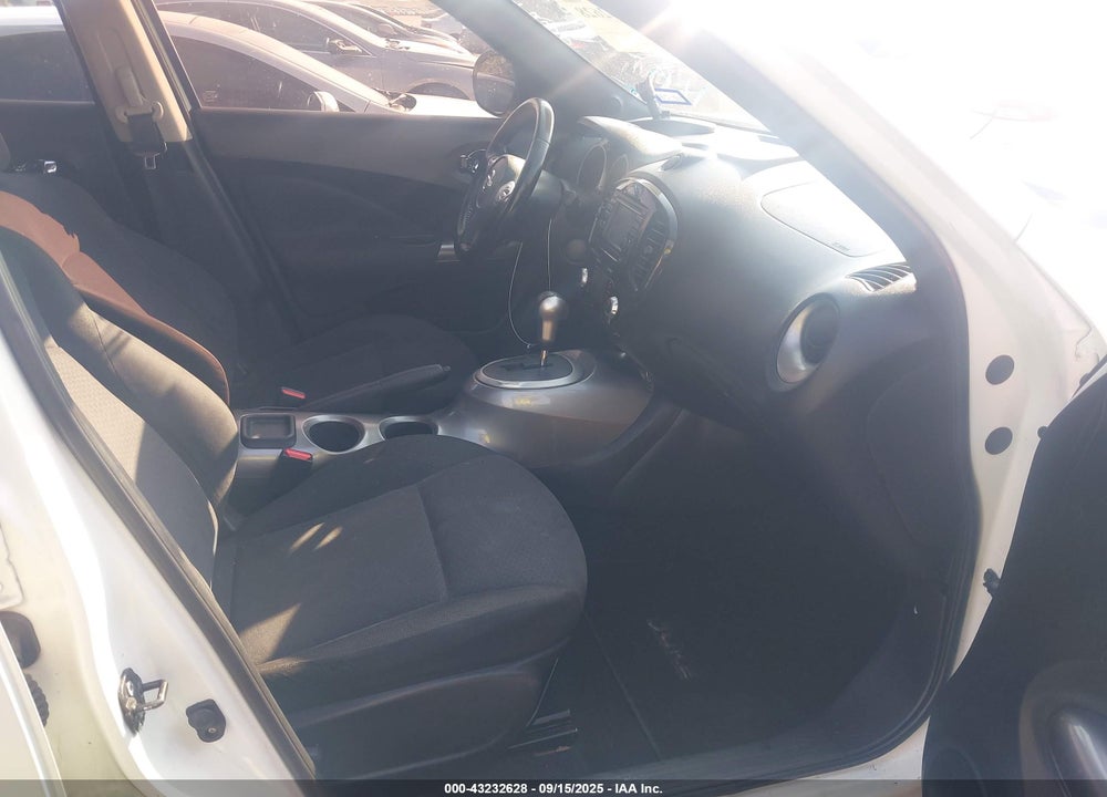 2012 NISSAN JUKE SV VIN: JN8AF5MV6CT122679