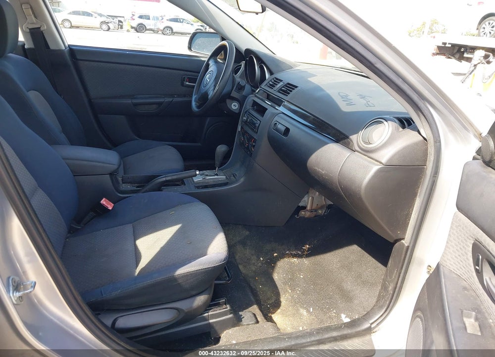 2005 MAZDA 3 I VIN: JM1BK12F151348126