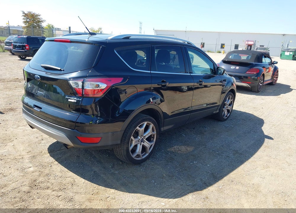 2017 FORD ESCAPE VIN: 1FMCU9JD7HUE02797