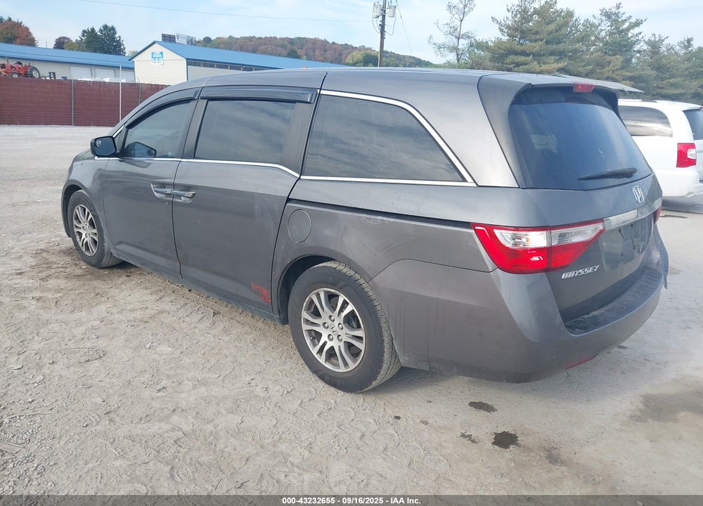 2011 HONDA ODYSSEY VIN: 5FNRL5H44BB091930
