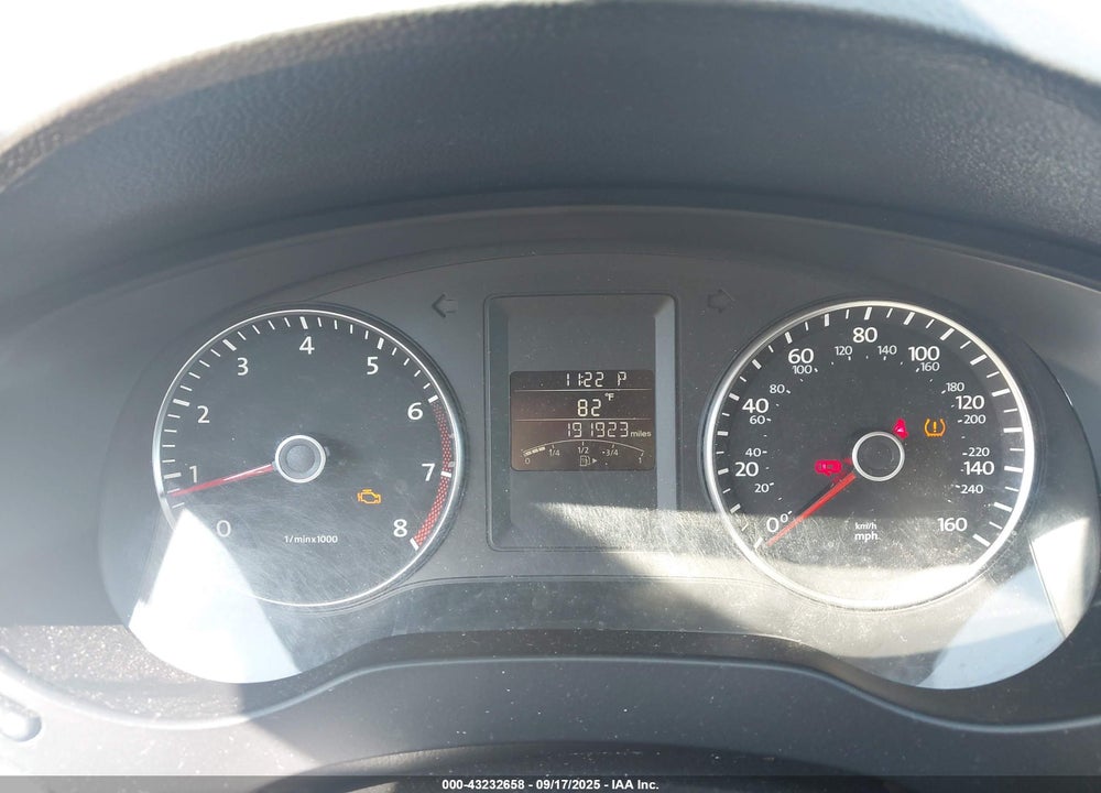 2013 VOLKSWAGEN JETTA VIN: 3VWDP7AJ6DM278821