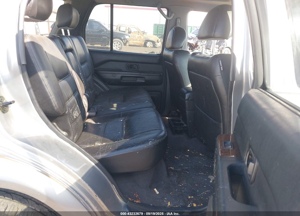 2001 NISSAN PATHFINDER LE VIN: JN8DR09Y21W601526