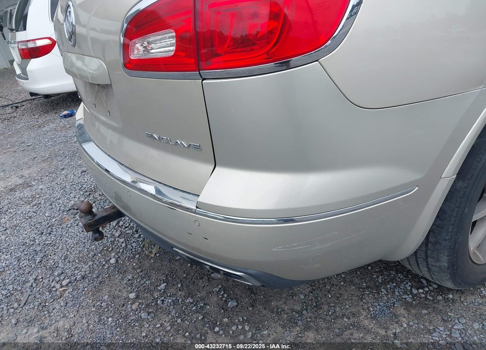 2014 BUICK ENCLAVE VIN: 5GAKRBKD8EJ363188