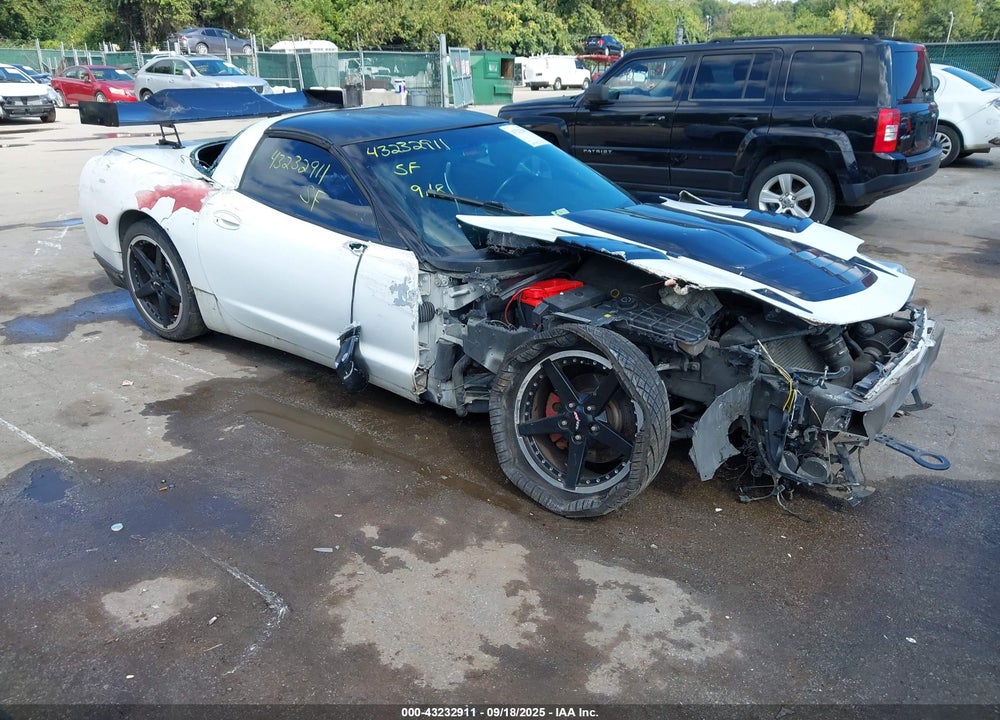 1997 CHEVROLET CORVETTE VIN: 1G1YY22GXV5105939