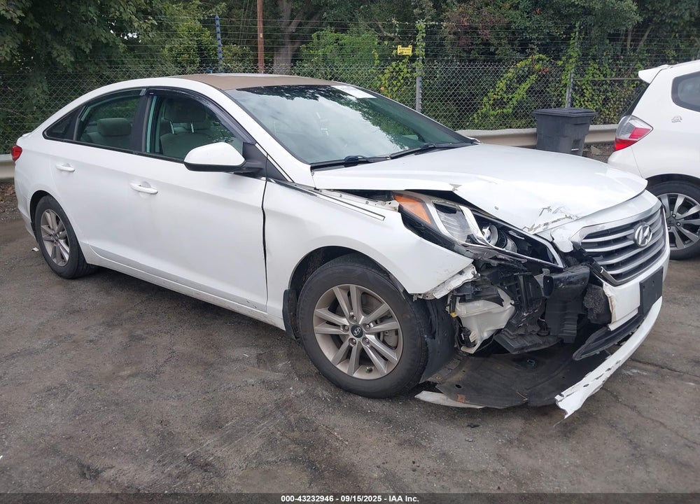 2016 HYUNDAI SONATA SE VIN: 5NPE24AF2GH302221