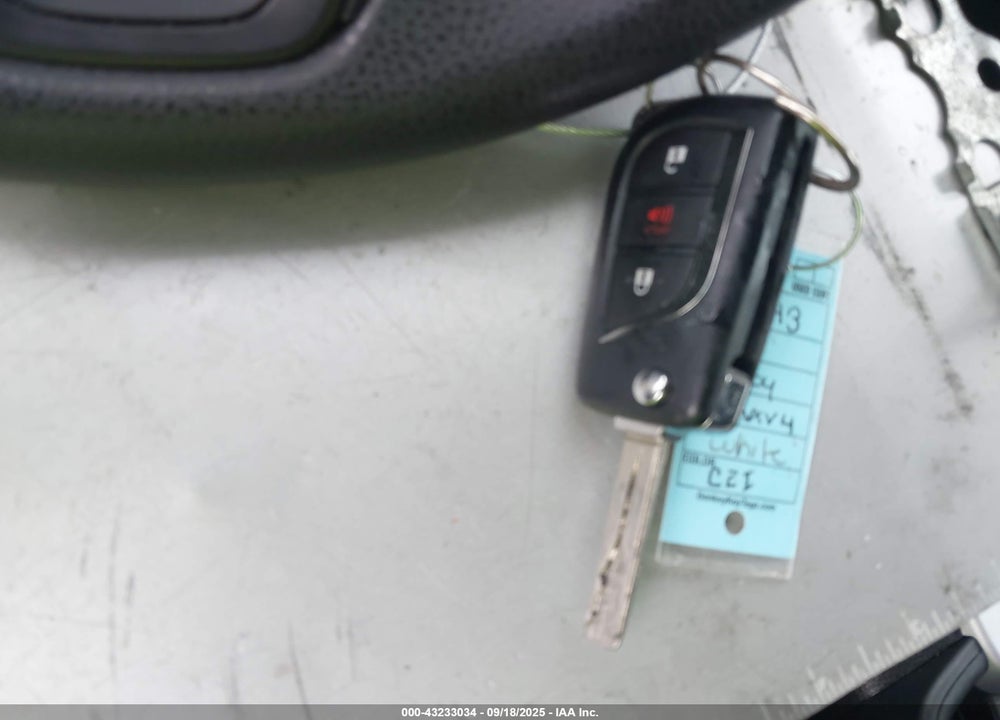 2024 TOYOTA RAV4 VIN: 2T3K1RFV1RW315251