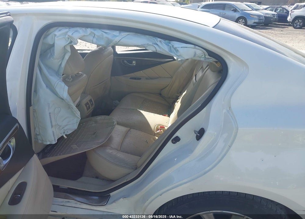 2014 INFINITI Q50 VIN: JN1BV7AR8EM684976