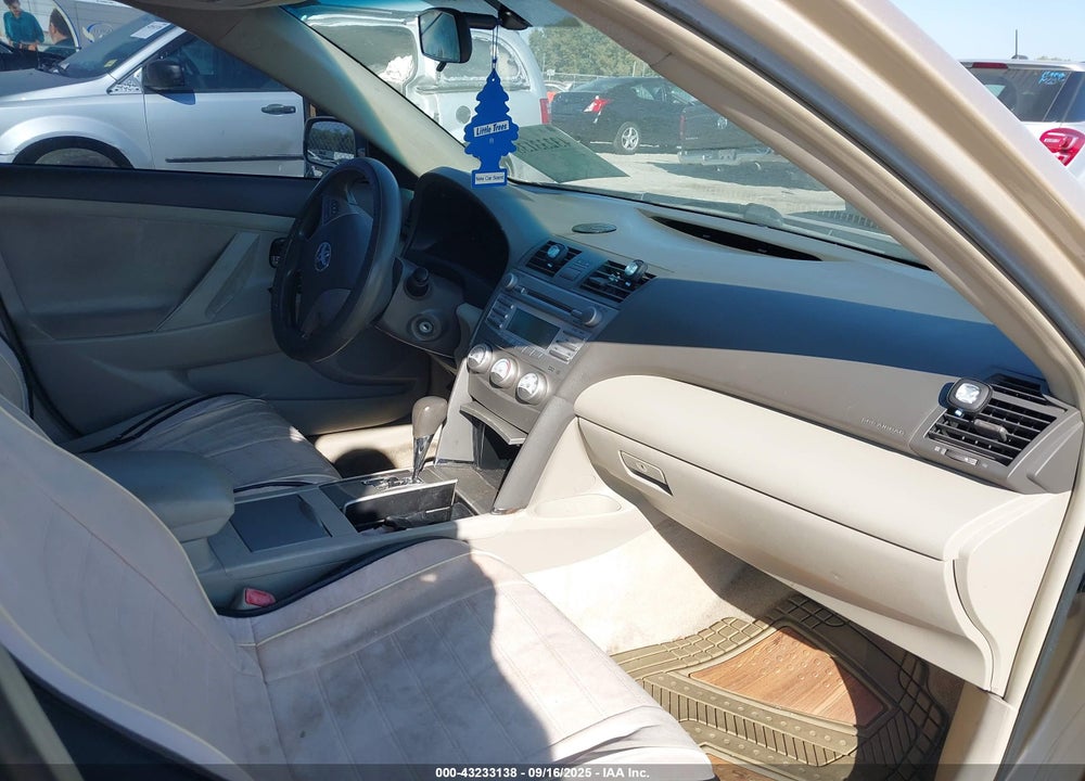 2011 TOYOTA CAMRY VIN: 4T1BF3EK2BU211985