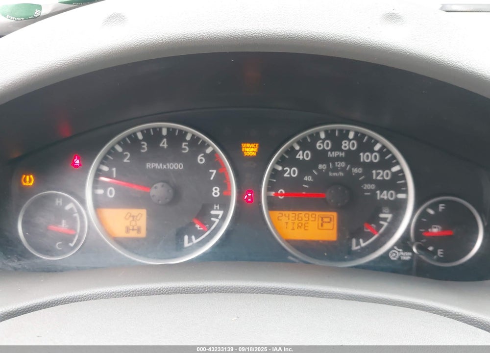 2011 NISSAN FRONTIER SL VIN: 1N6AD0EV2BC419804