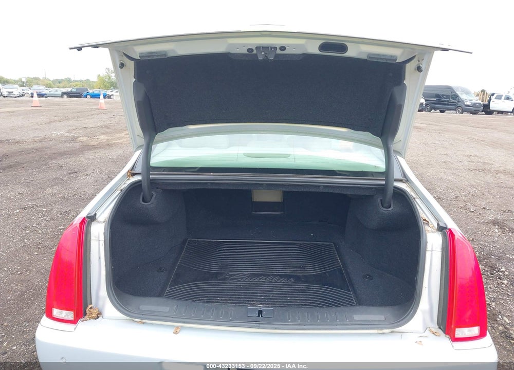 2006 CADILLAC DTS VIN: 1G6KD57Y46U109233