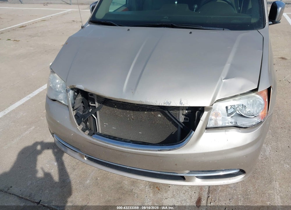 2014 CHRYSLER TOWN & COUNTRY TOURING-L VIN: 2C4RC1CG7ER304369