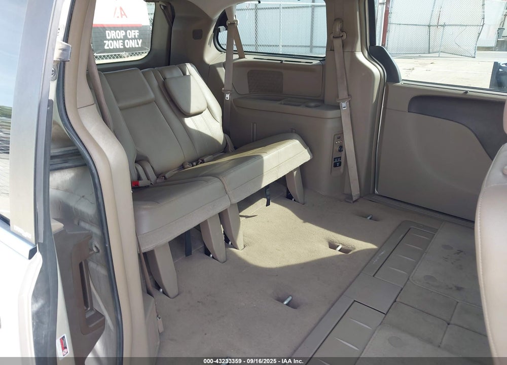 2014 CHRYSLER TOWN & COUNTRY TOURING-L VIN: 2C4RC1CG7ER304369