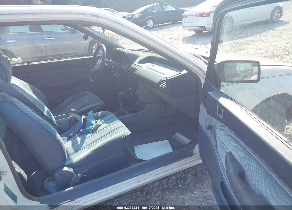 1991 FORD ESCORT LX VIN: 1FAPP11J5MW278747