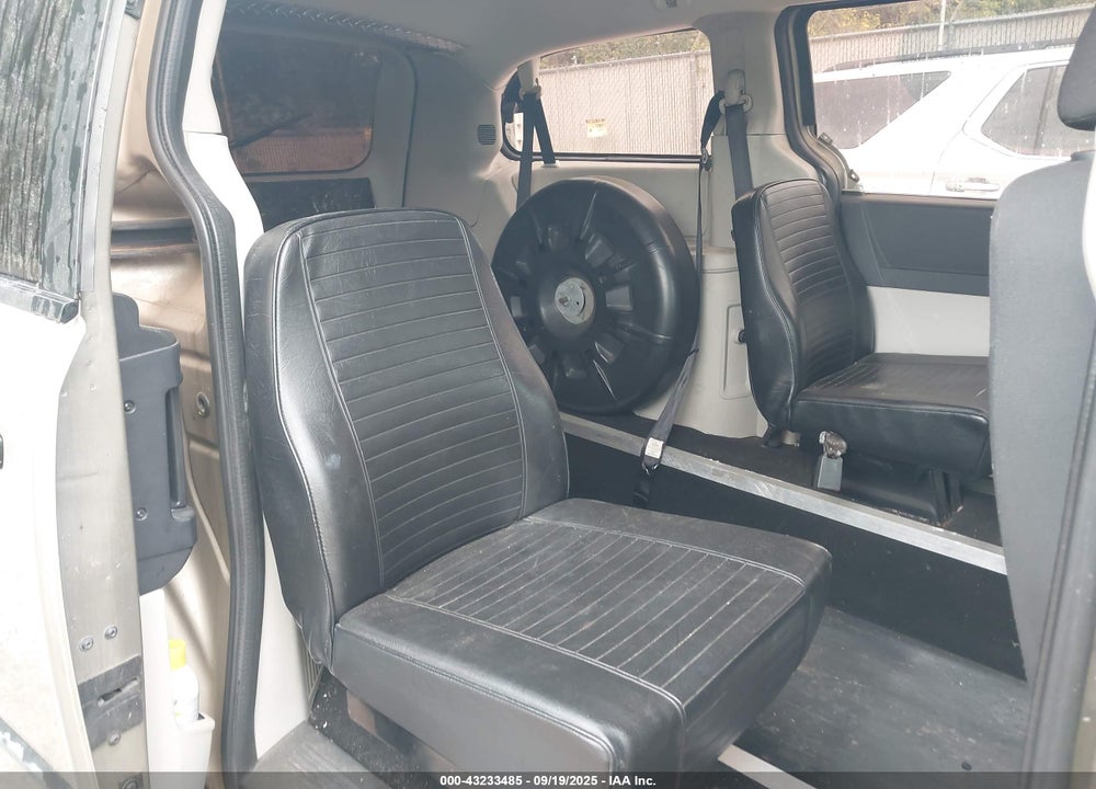 2008 DODGE GRAND CARAVAN SE VIN: 2D8HN44H78R147527