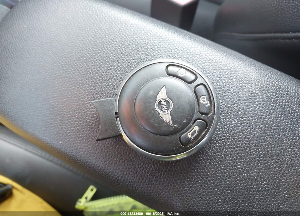 2012 MINI COOPER COUNTRYMAN VIN: WMWZB3C56CWM06972