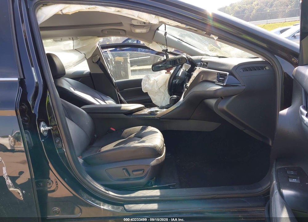 2020 TOYOTA CAMRY VIN: 4T1K61AK4LU385584