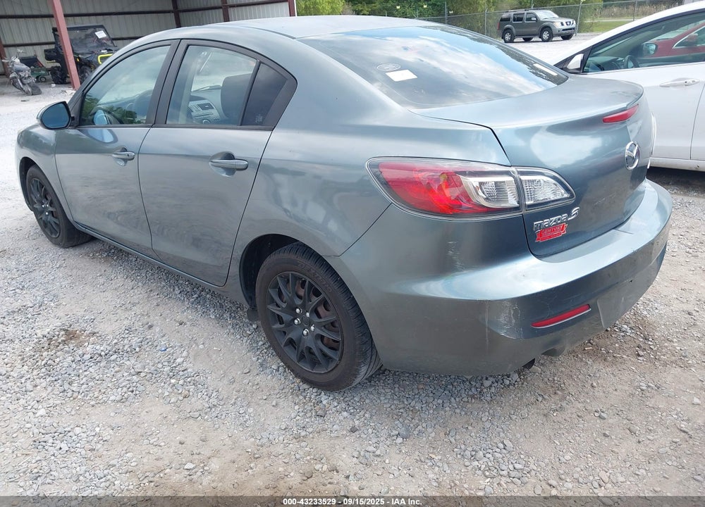2013 MAZDA 3 I SPORT VIN: JM1BL1UPXD1730947