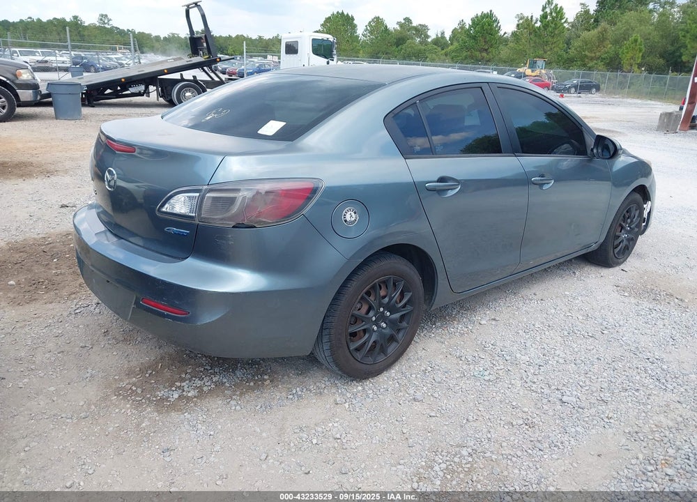 2013 MAZDA 3 I SPORT VIN: JM1BL1UPXD1730947