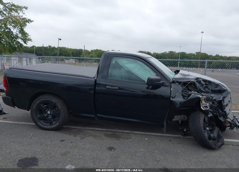 2014 RAM 1500 VIN: 3C6JR7AT6EG153391