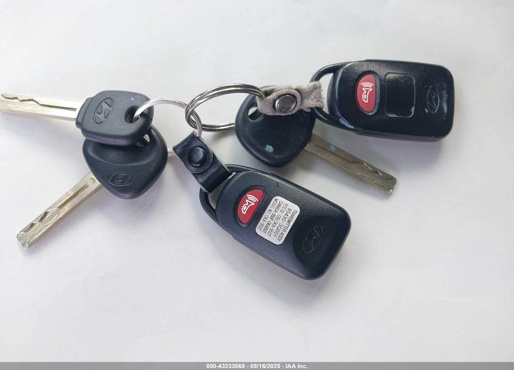 2012 HYUNDAI SONATA VIN: 5NPEB4AC0CH473310