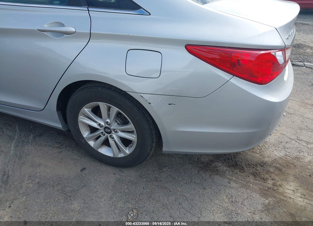 2012 HYUNDAI SONATA VIN: 5NPEB4AC0CH473310