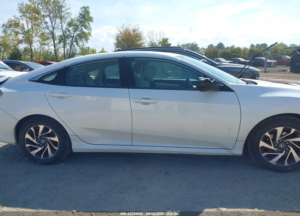 2017 HONDA CIVIC VIN: 19XFC2F75HE077175