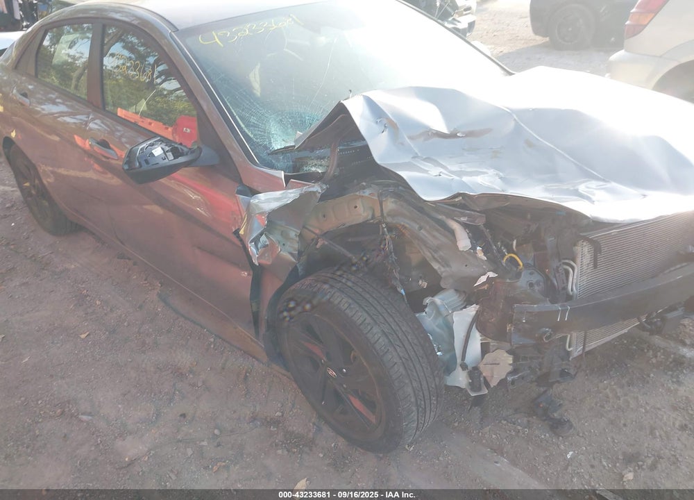 2022 HYUNDAI ELANTRA SEL VIN: KMHLS4AG5NU334336