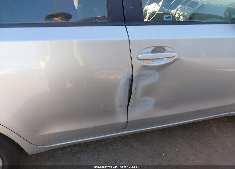 2011 SCION XD VIN: JTKKU4B47B1014116