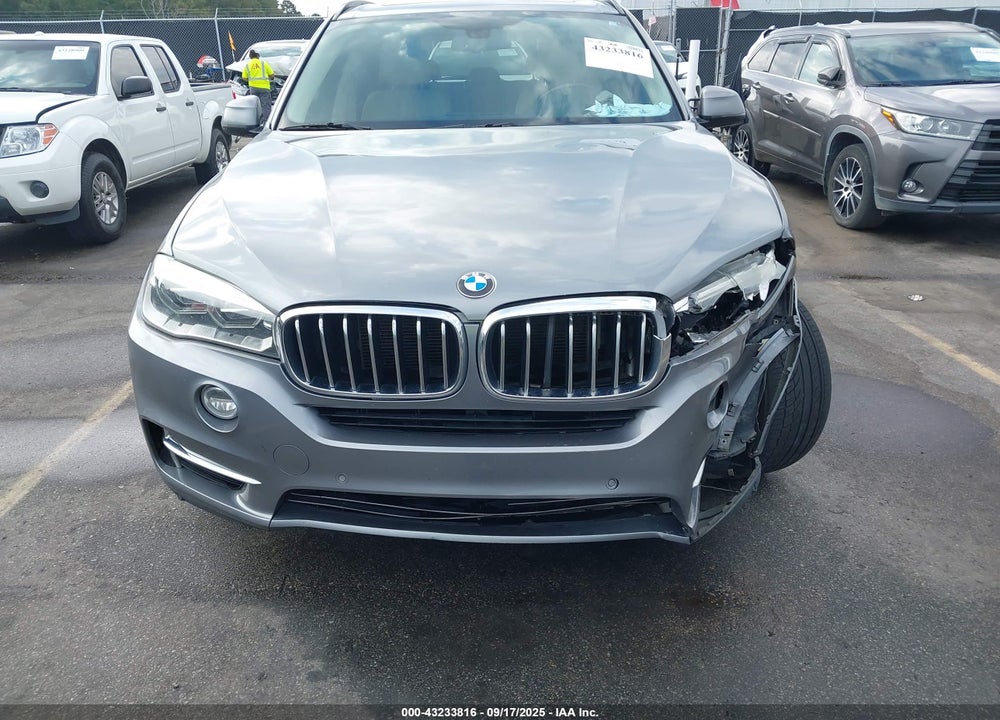 2014 BMW X5 VIN: 5UXKR2C58E0H31320