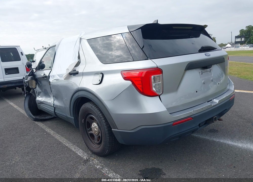 2021 FORD POLICE INTERCEPTOR UTILITY VIN: 1FM5K8AC5MNA11894