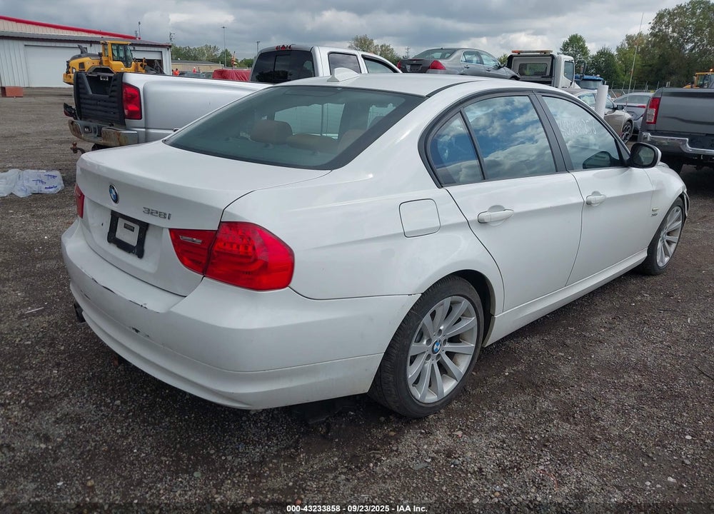 2011 BMW 3 SERIES VIN: WBAPK5C5XBF126747