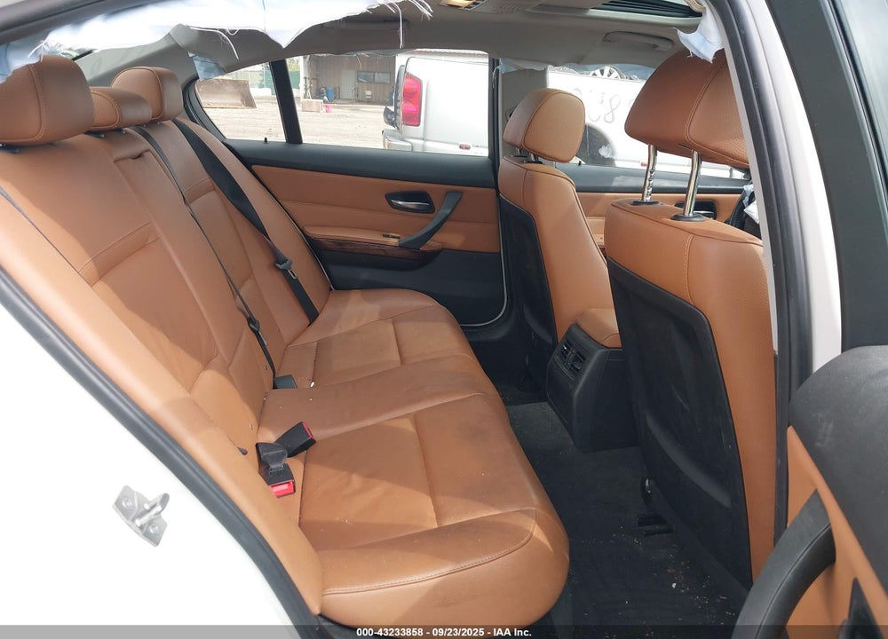 2011 BMW 3 SERIES VIN: WBAPK5C5XBF126747