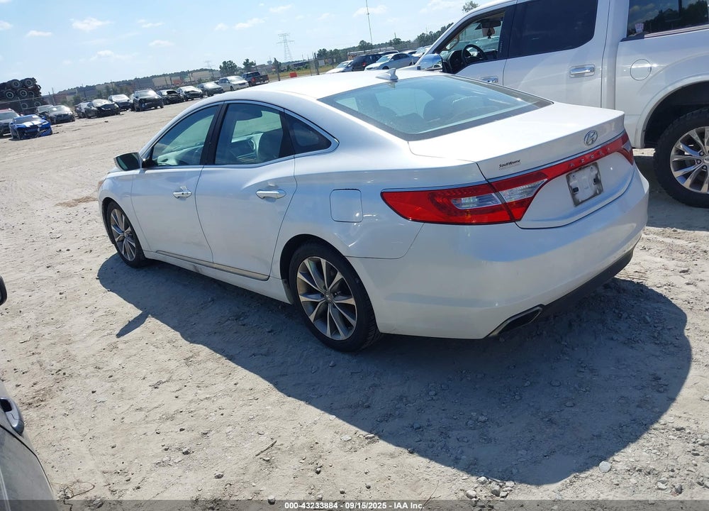 2015 HYUNDAI AZERA VIN: KMHFG4JG7FA476513