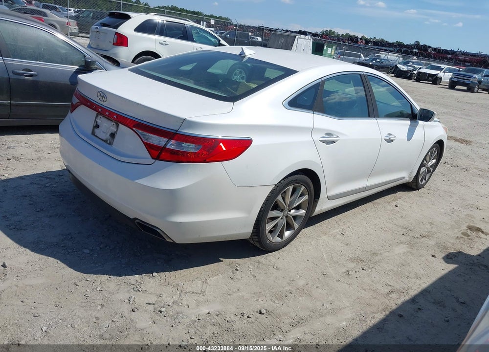 2015 HYUNDAI AZERA VIN: KMHFG4JG7FA476513
